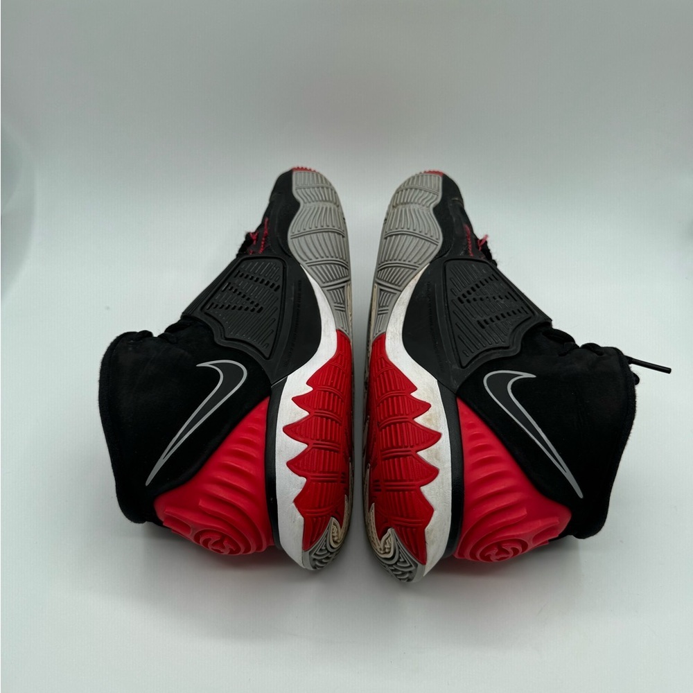 Nike Men's Black and Red Athletic Shoes size 8 - Picture 4 of 10